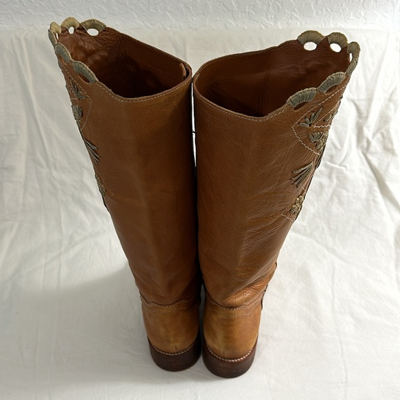 BCBG Max Azria All Leather Embroidered Boots, women's size 9 - Picture 4 of 6